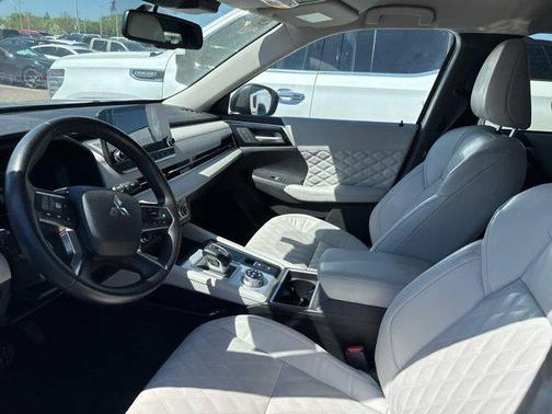 2023 Mitsubishi Outlander PHEV 40th Anniversary S-AWC