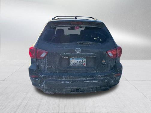 2020 Nissan Pathfinder SL 4WD