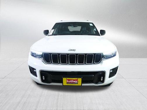 2022 Jeep Grand Cherokee Overland