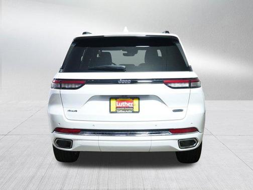 2022 Jeep Grand Cherokee Overland