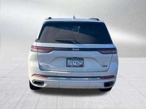 2022 Jeep Grand Cherokee Overland