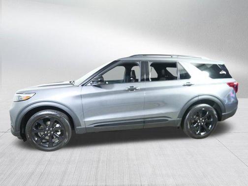 2022 Ford Explorer ST-Line