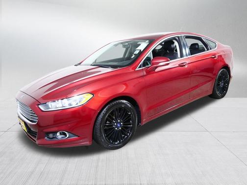 Ruby Red Metallic Tinted Clearcoat 2014 Ford Fusion SE