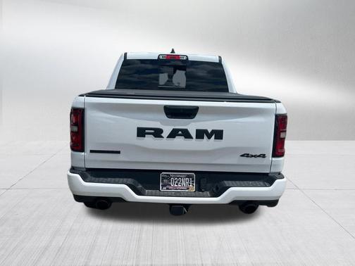 Bright White Clearcoat 2025 RAM 1500 Big Horn/Lone Star