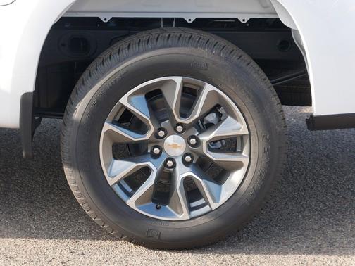 Summit White 2026 Chevrolet Silverado 1500 LT