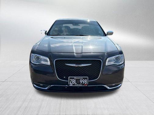 2018 Chrysler 300 Limited