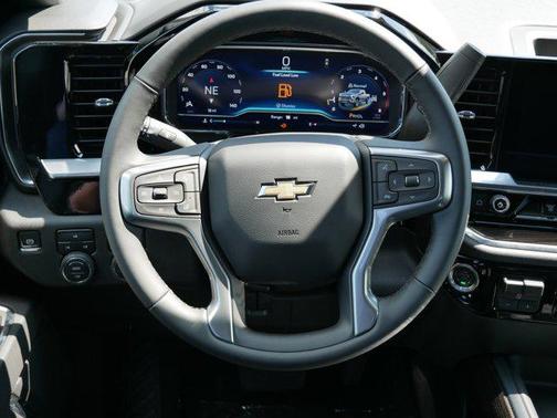 2025 Chevrolet Silverado 3500 LT