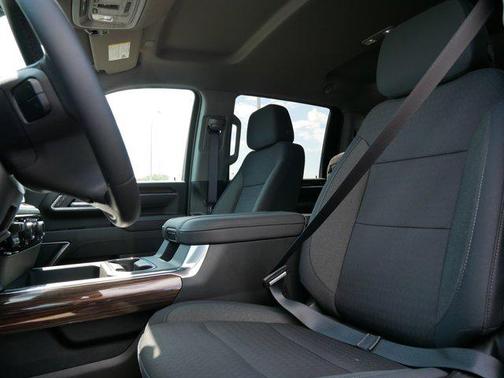 2025 Chevrolet Silverado 3500 LT