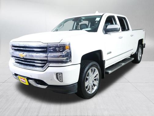 Iridescent Pearl Tricoat 2017 Chevrolet Silverado 1500 High Country