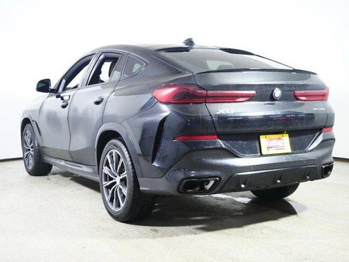 2022 BMW X6 xDrive40i