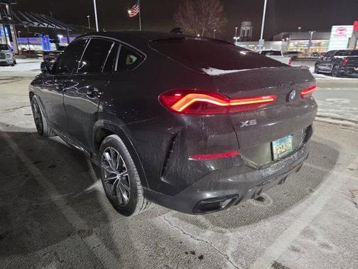 2022 BMW X6 xDrive40i