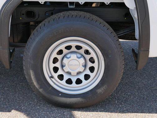 Summit White 2026 GMC Sierra 1500 Pro