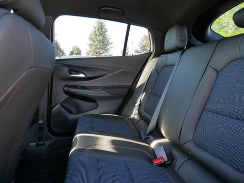Summit White 2026 Buick Envista Preferred FWD