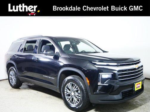 Mosaic Black Metallic 2024 Chevrolet Traverse LT