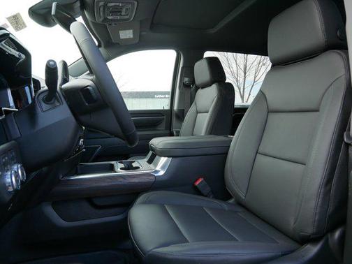 2026 GMC Sierra 3500 SLT