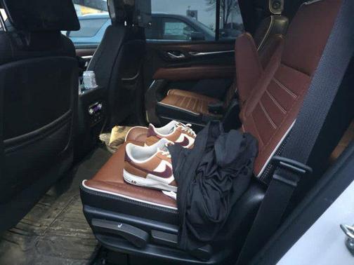 2023 GMC Yukon Denali Ultimate