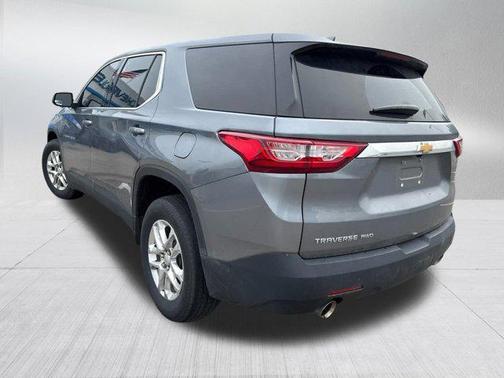 2021 Chevrolet Traverse LS
