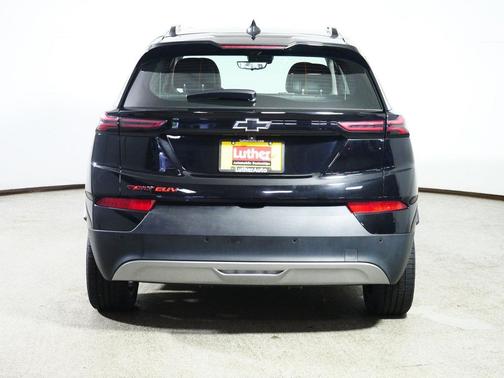 Mosaic Black Metallic 2023 Chevrolet Bolt EUV FWD Premier