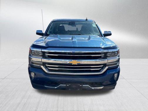 2017 Chevrolet Silverado 1500 High Country