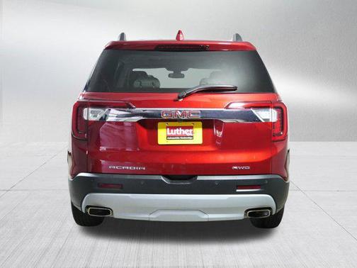 2022 GMC Acadia AWD SLT