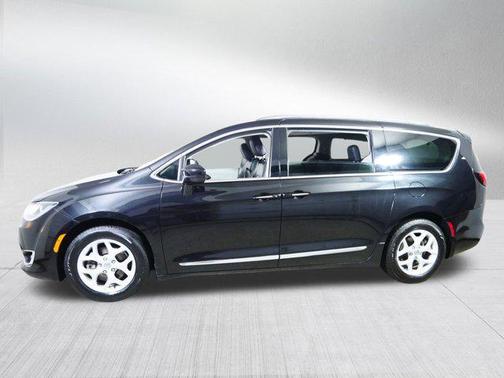 2018 Chrysler Pacifica Touring-L