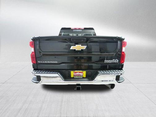 2023 Chevrolet Silverado 3500 High Country
