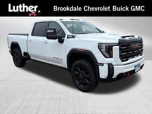 Summit White 2024 GMC Sierra 2500 AT4