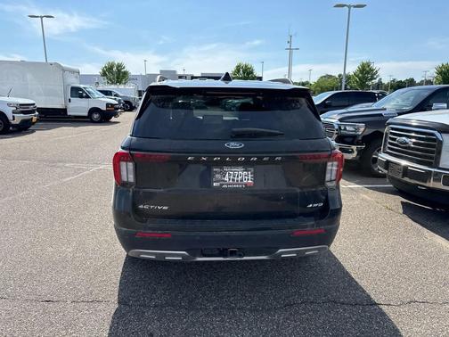Agate Black Metallic 2025 Ford Explorer Active