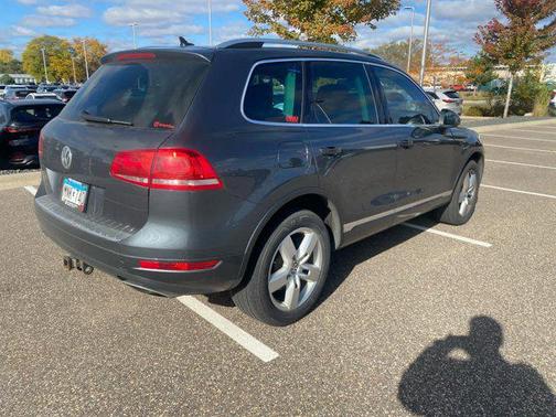 2013 Volkswagen Touareg TDI Lux