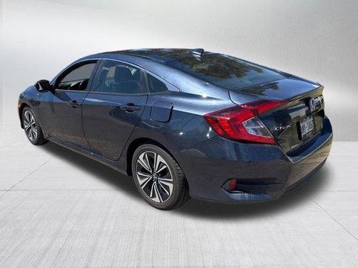 Modern Steel Metallic 2017 Honda Civic EX-L