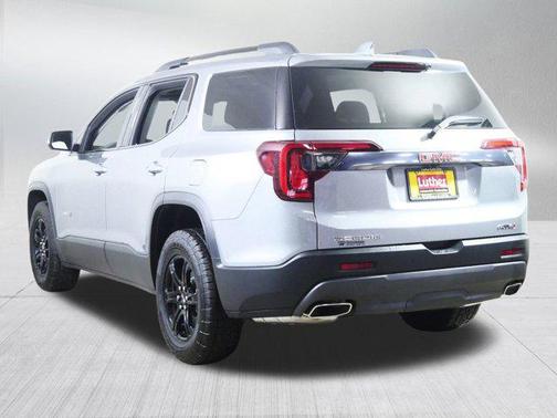 2023 GMC Acadia AWD AT4