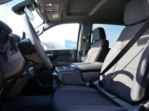 Black 2026 Chevrolet Silverado 1500 Custom