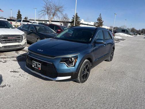 2025 Kia Niro EX