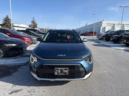 2025 Kia Niro EX