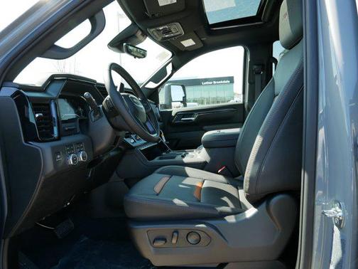 2025 GMC Sierra 3500 Base