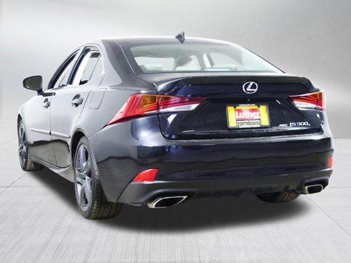 2018 Lexus IS 300 Base