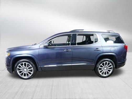 2022 GMC Acadia Denali