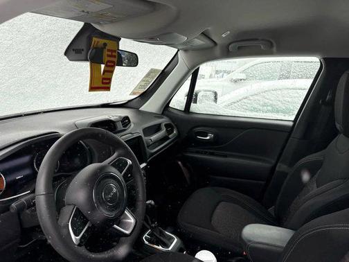 2023 Jeep Renegade Upland