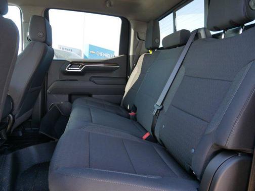 Summit White 2026 Chevrolet Silverado 1500 LT