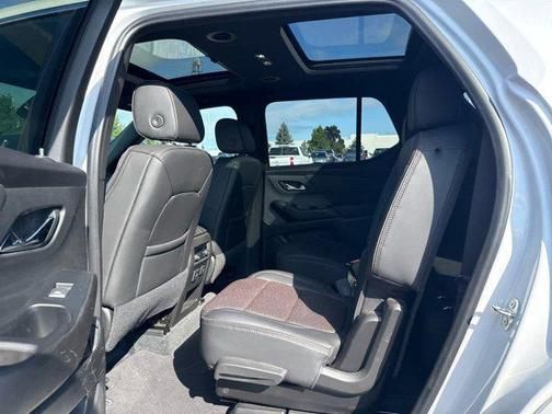 2022 Chevrolet Traverse High Country