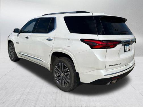 2022 Chevrolet Traverse High Country
