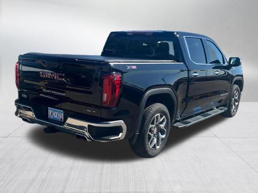 Onyx Black 2024 GMC Sierra 1500 SLT