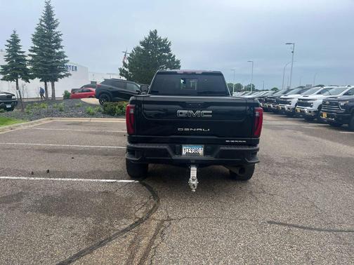Onyx Black 2024 GMC Sierra 3500 Denali