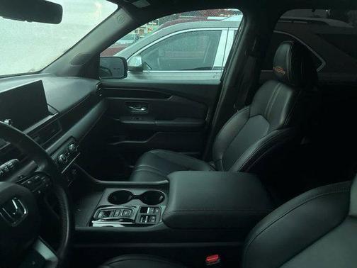 2023 Honda Pilot AWD TrailSport