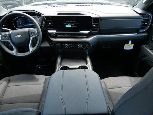 2025 Chevrolet Silverado 3500 LT