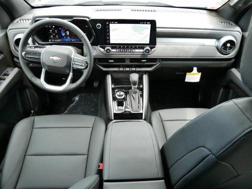2025 Chevrolet Colorado LT