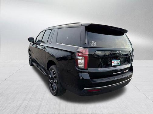 2021 Chevrolet Suburban RST