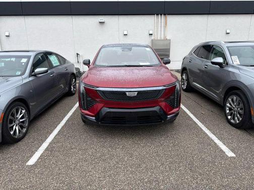 2025 Cadillac OPTIQ Sport 2 AWD