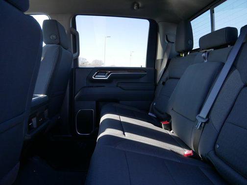 2026 Chevrolet Silverado 3500 LT