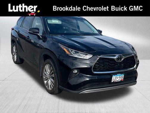 2022 Toyota Highlander Platinum